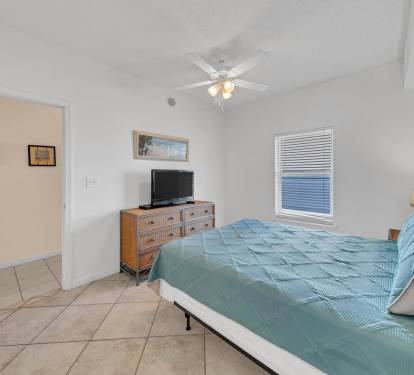 Guest Bedroom 1 Part 2