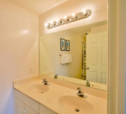 Master Bathroom 1 Part 1