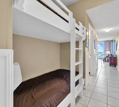Hallway Bunks 1 Part 1