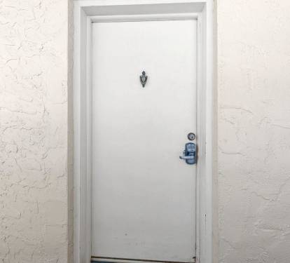 front door 