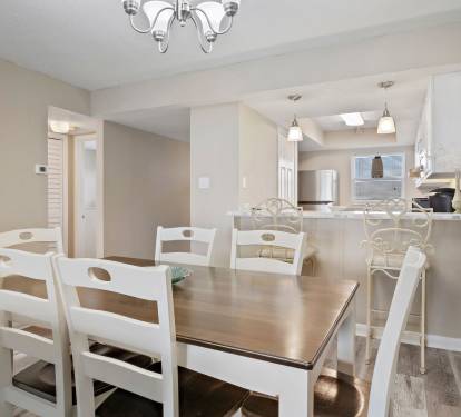 Dining room for 6