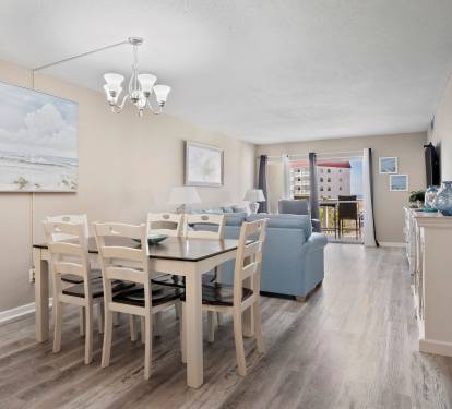 dining room/living room.