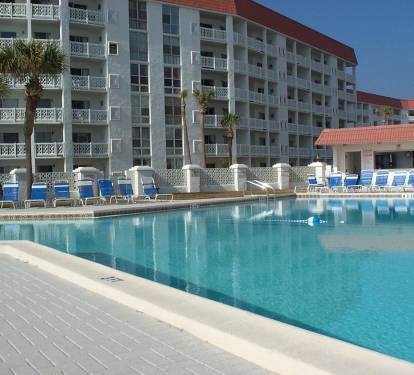 Gulf front pool. Lot's of memories made here. Great stop on the way back from the beach.