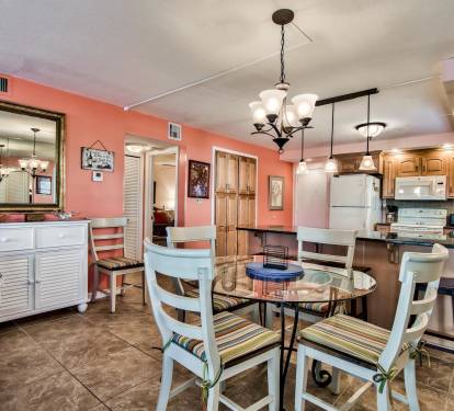 El Matador 410 - Alicia J Hollis Realtor Rentals - Free Beach Chairs