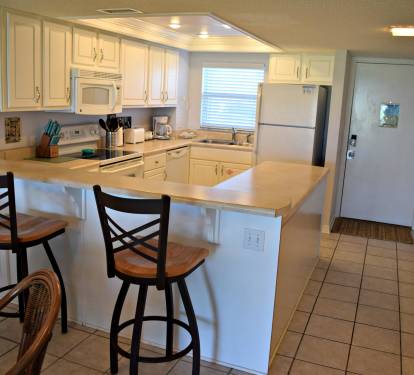 Tile sure makes kitchen clean up quick and easy.