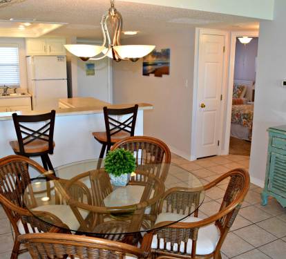 Kitchen,dining room and guest bedroom!