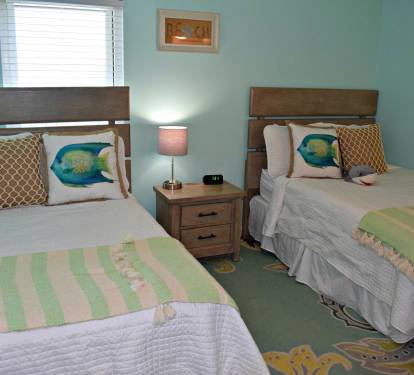 Plenty of good lighting from this guest bedroom window... well during the day at least!