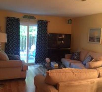 living room.