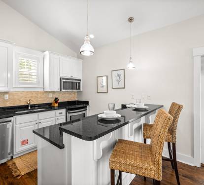 Breakfast Bar Seating for 2!