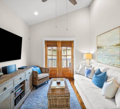 Take a Seat in the Spacious Living Room!