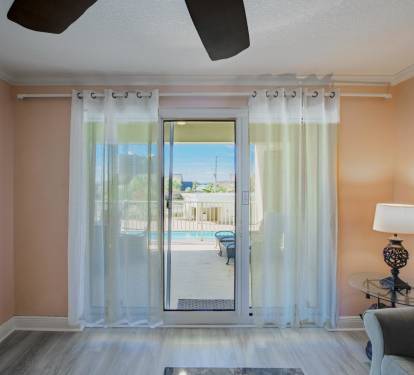 Photo #12