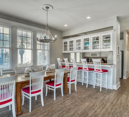 Eight seats, endless laughs — the perfect place for family meals or wine nights with friends.