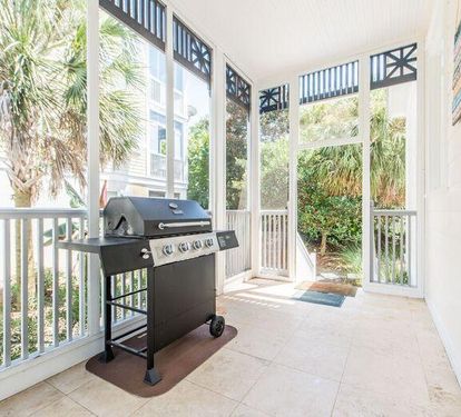 Who’s the grill master? You, of course — time to show 'em what’s cooking!  Plenty of grilling utensils and propane refills available.