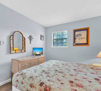 Guest Bedroom 1