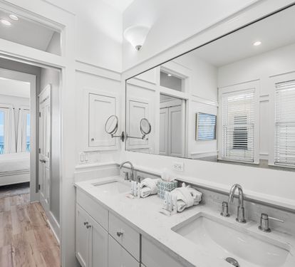 Double Vanity with Soaking Tub and Walk In Shower