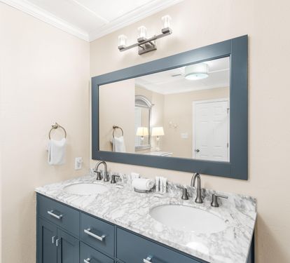 Double sinks, double the fun— get ready together in style!