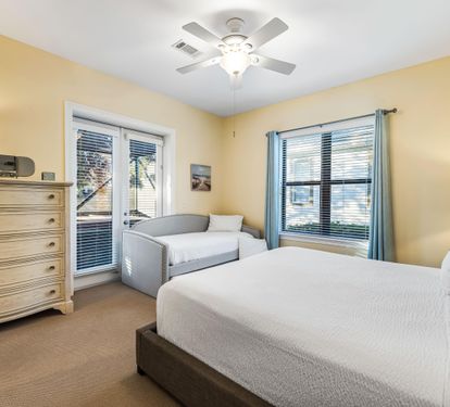 First floor King bed with twin and trundle twin, Private Bath