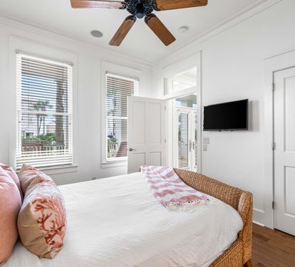 1st Floor Bedroom with Queen Bed, 32" YouTube TV, and Full Bathroom with Bathtub/Shower Combination.