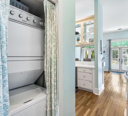 Washer/Dryer Nook with Laundry Detergent & Dryer Sheets