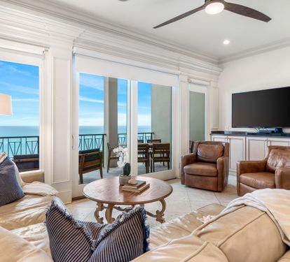 2nd Floor Living Room