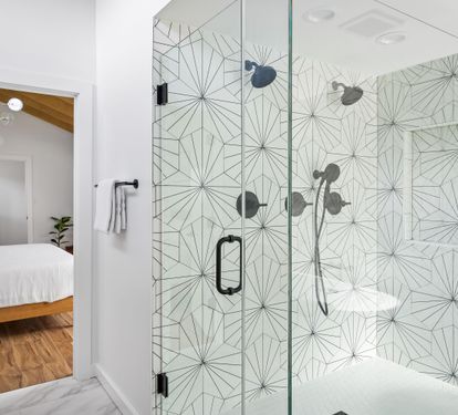 Primary bedroom en suite shower
