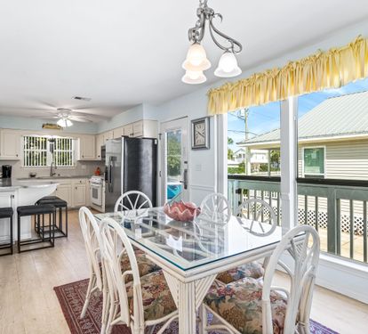 Dining Area for 6