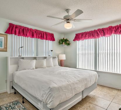 2nd Floor King Bedroom w/ Private Bathroom