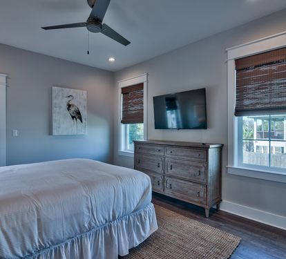 2nd Floor King Bedroom w/ Flat Screen Television, Full Bath Access