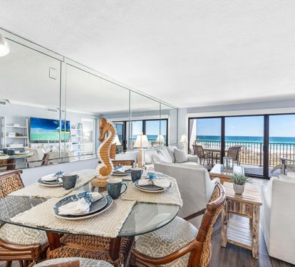 Gulf Views from the Dining Table!