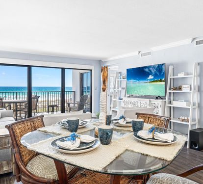 Gulf Views from the Dining Table!