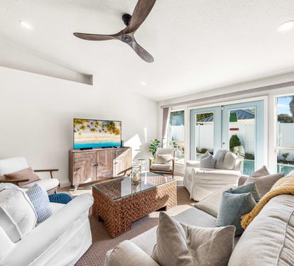 Beautiful Designer Remodeled Home!! Plenty of Seating for 8, Pool View From this Living Room and the Dining Area. 55" Smart TV with Cable.