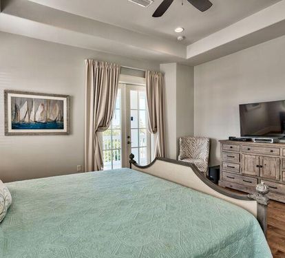 3rd Floor Master King Suite with Private Bath, Flat Screen Television