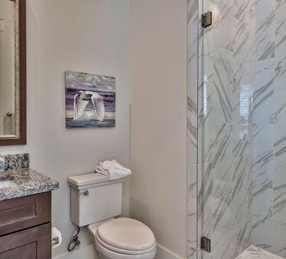2nd Floor King Private Bath