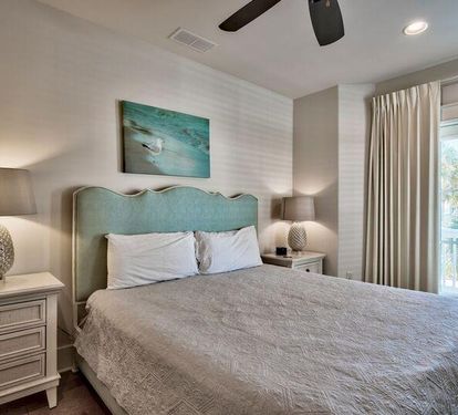 1st Floor King Bedroom W/ Private Bathroom