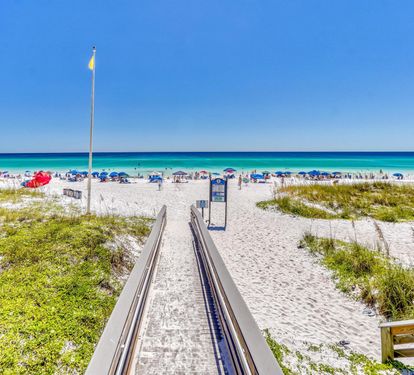Hutchinson Street Beach Access has a covered pavilion and restrooms. This is also where your complimentary beach service is located