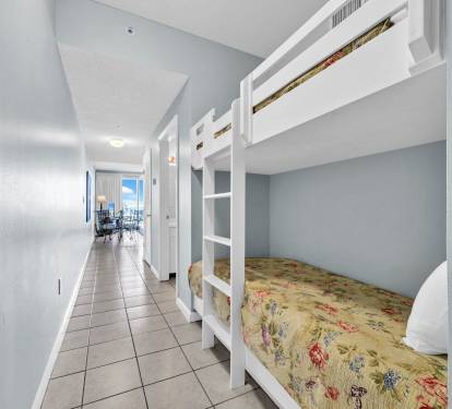 Hallway Bunks 1 Part 1