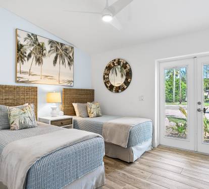Twin bedroom