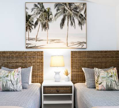 Twin bedroom