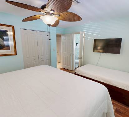 Bedroom 1 & Bathroom 1