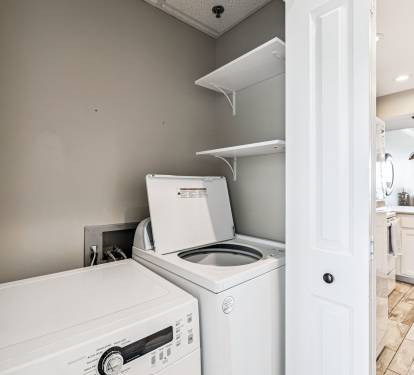 Full-Size Washer & Dryer