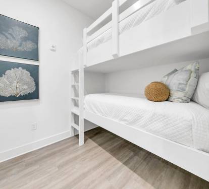 Hallway Bunks 1 Part 1