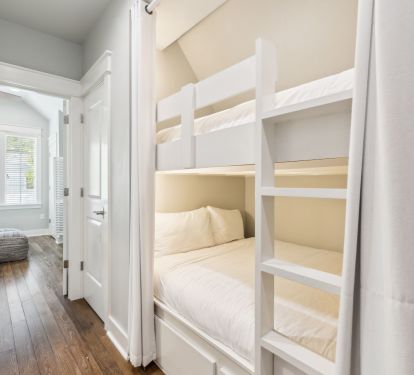 2nd Floor - Twin over Queen Bunk Nook