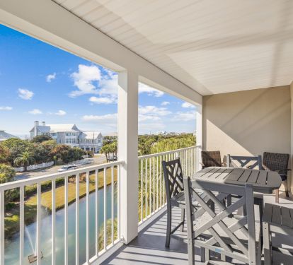 Corner Balcony with Gulf Views!
