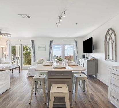 Open-Concept Living, Kitchen & Dining