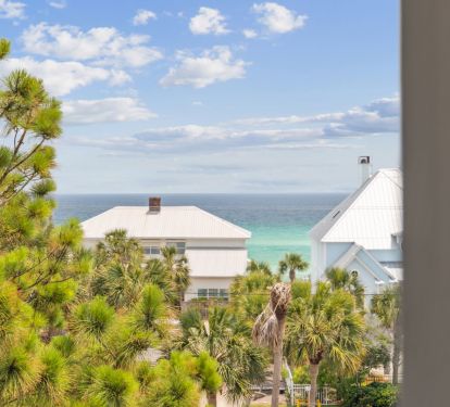 Take in the Stunning Gulf Views!