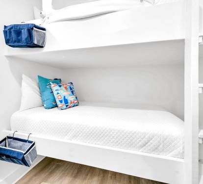 Hallway Bunks 1 Part 2