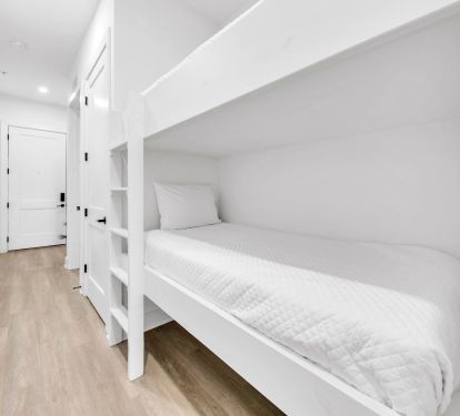 Hallway Bunks 1 Part 1