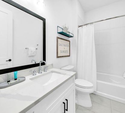 Hallway / Guest Bathroom 1 Part 1