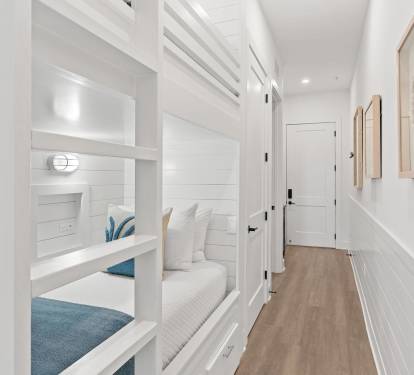 Hallway Bunks 1 Part 2