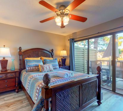 Guest Bedroom - Queen